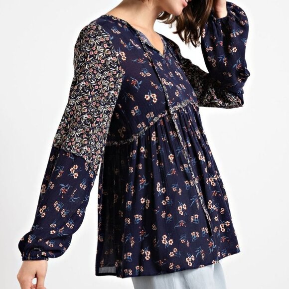32. EASEL BLUE FLORAL PRINTED BABYDOLL TUNIC - Picture 3 of 5